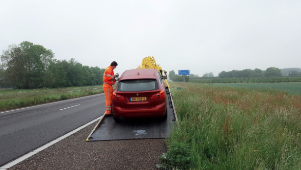 Best Safety Practices If Your Vehicle Breaks Down